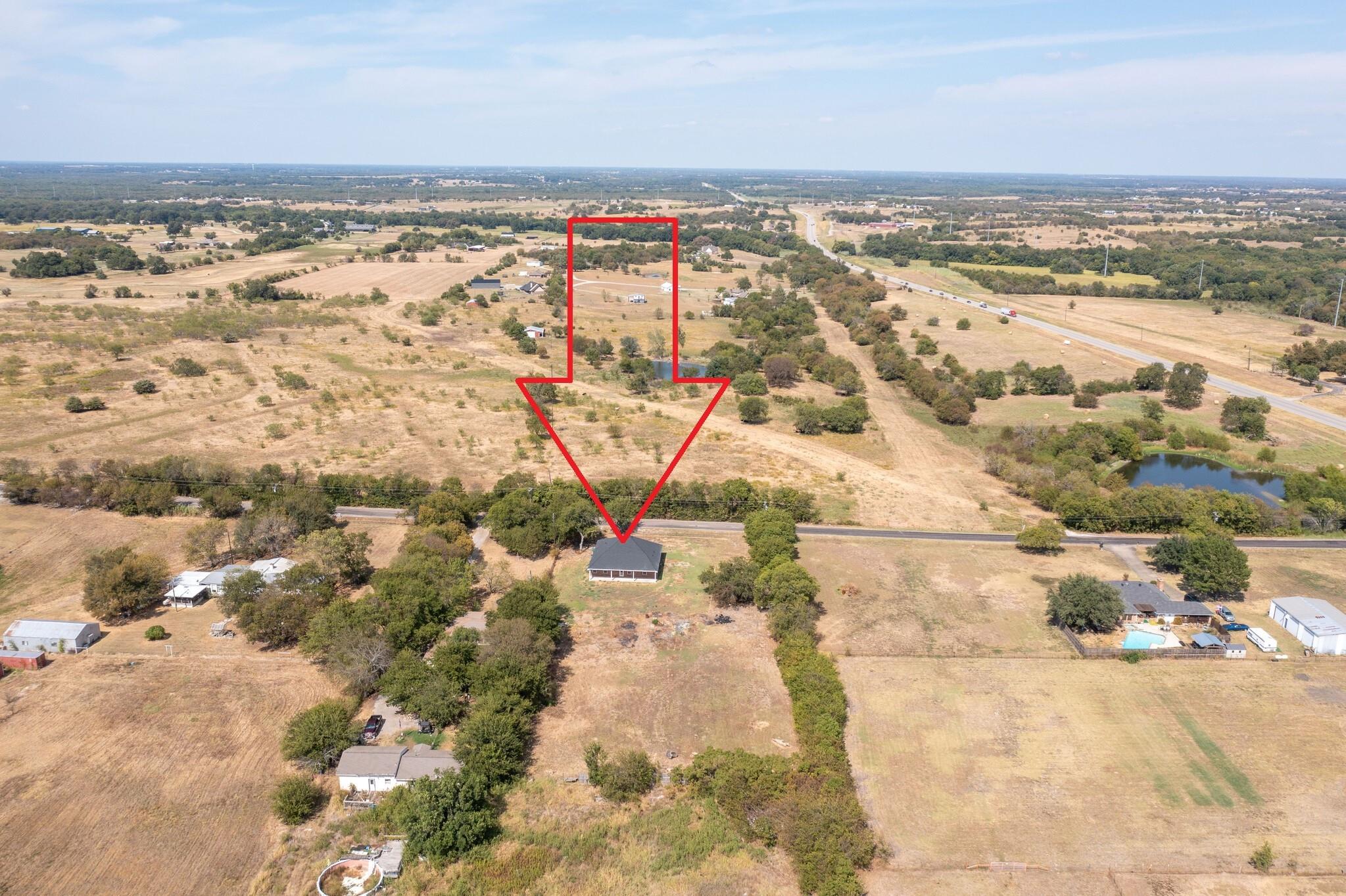 main property photo 38