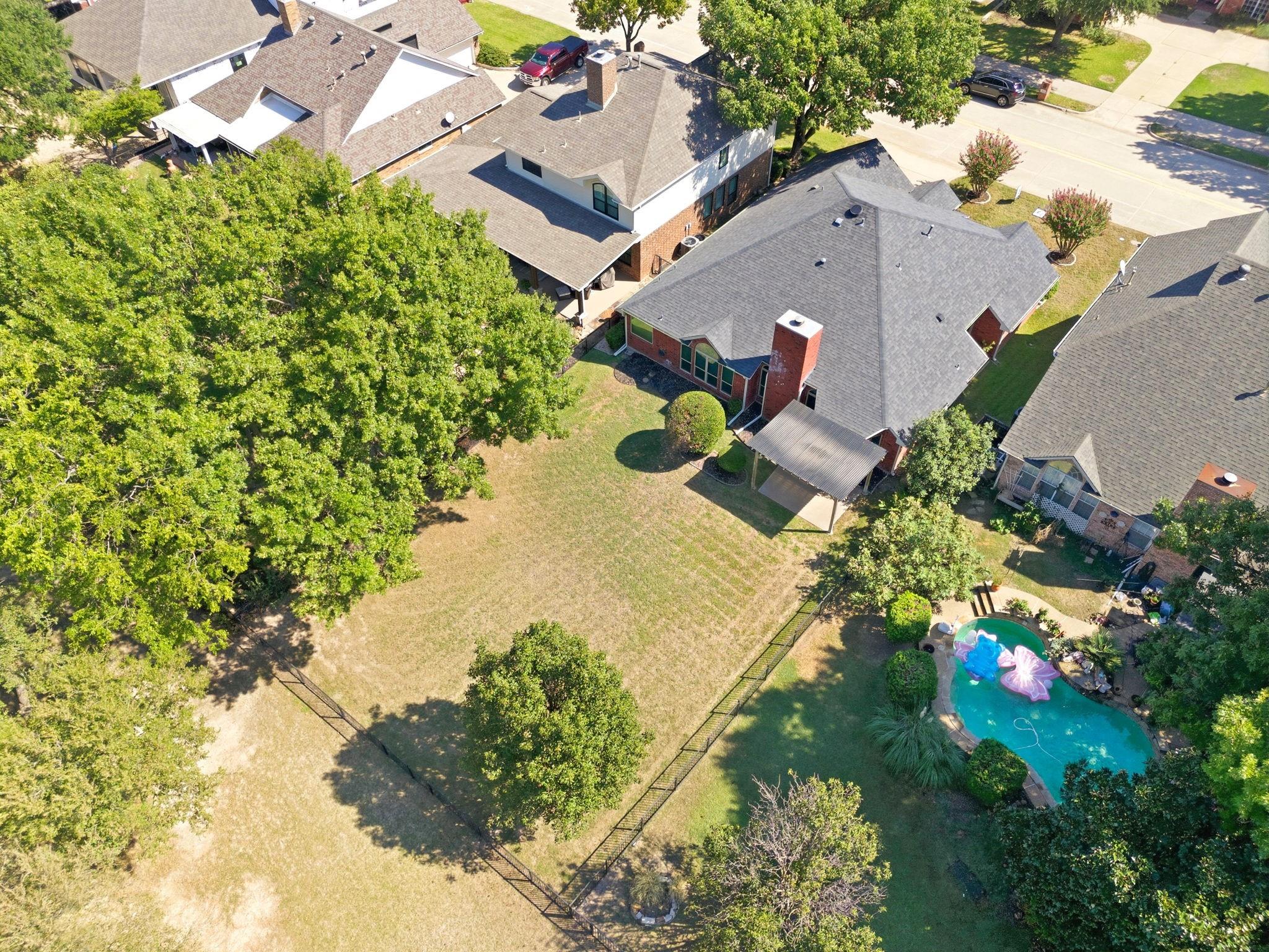 main property photo 6