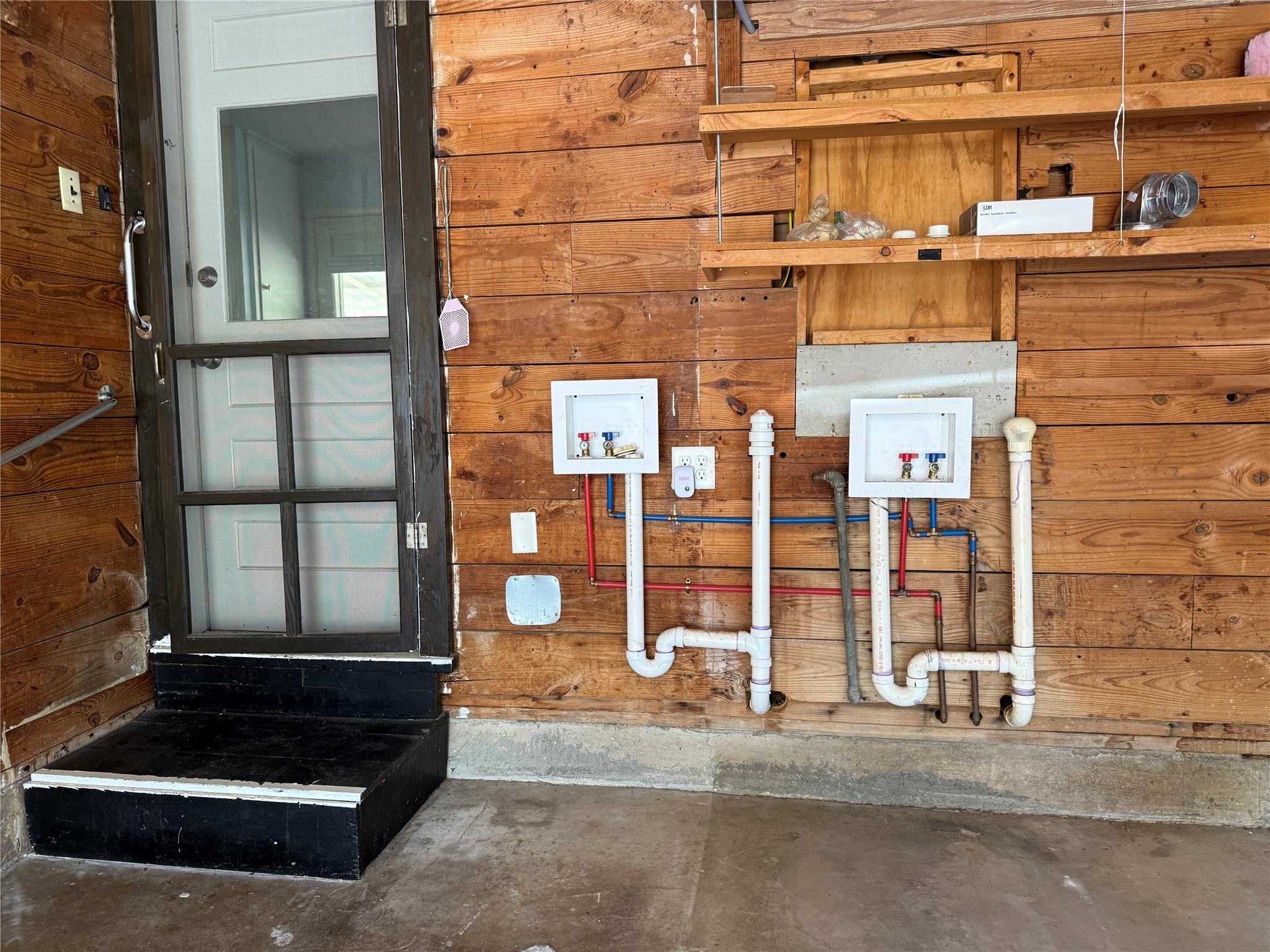 main property photo 23