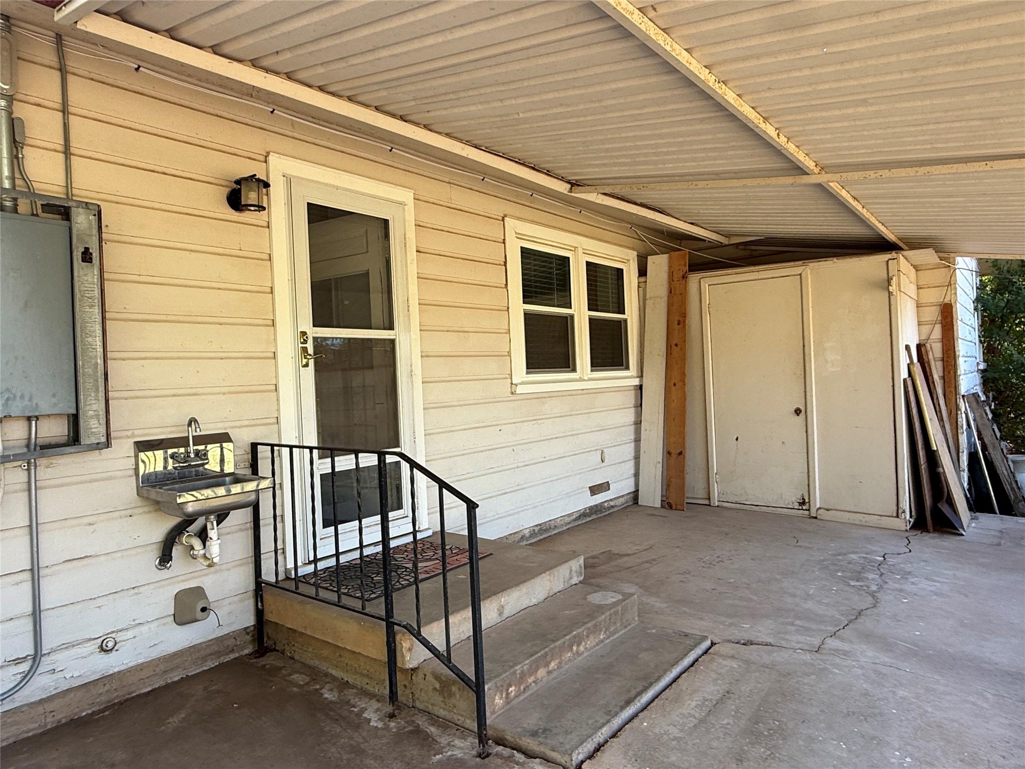 main property photo 25