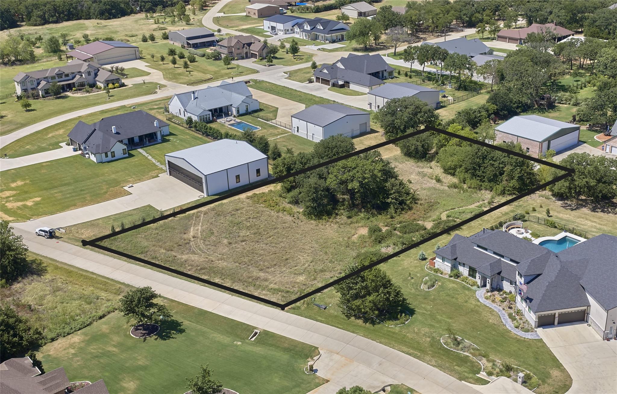 main property photo 6