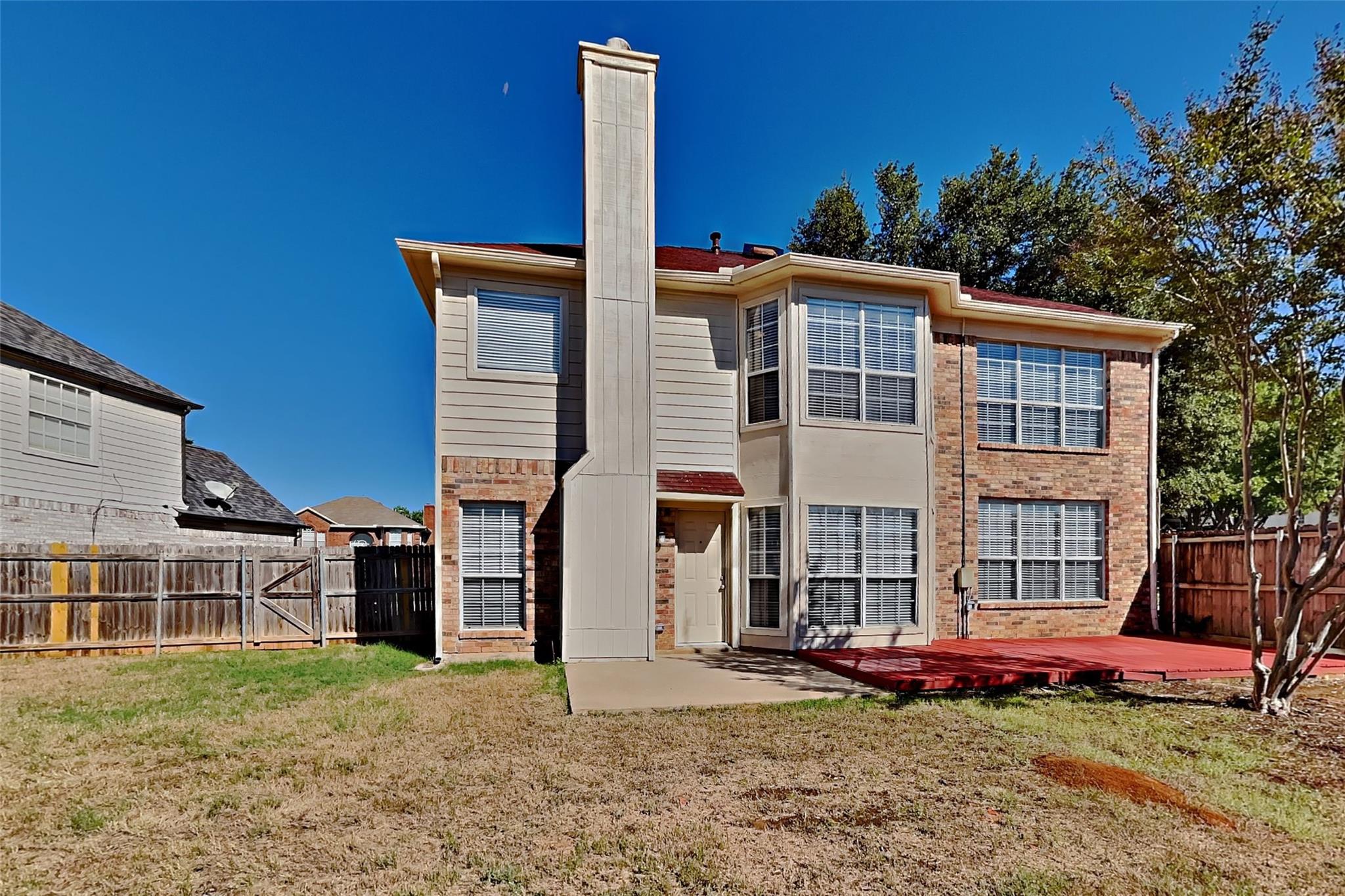 main property photo 18