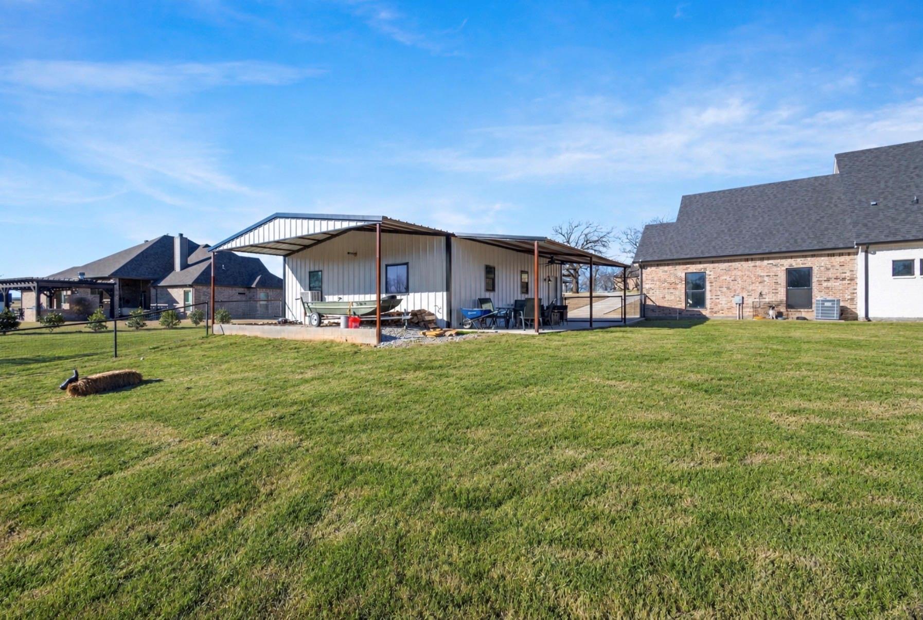 main property photo 35