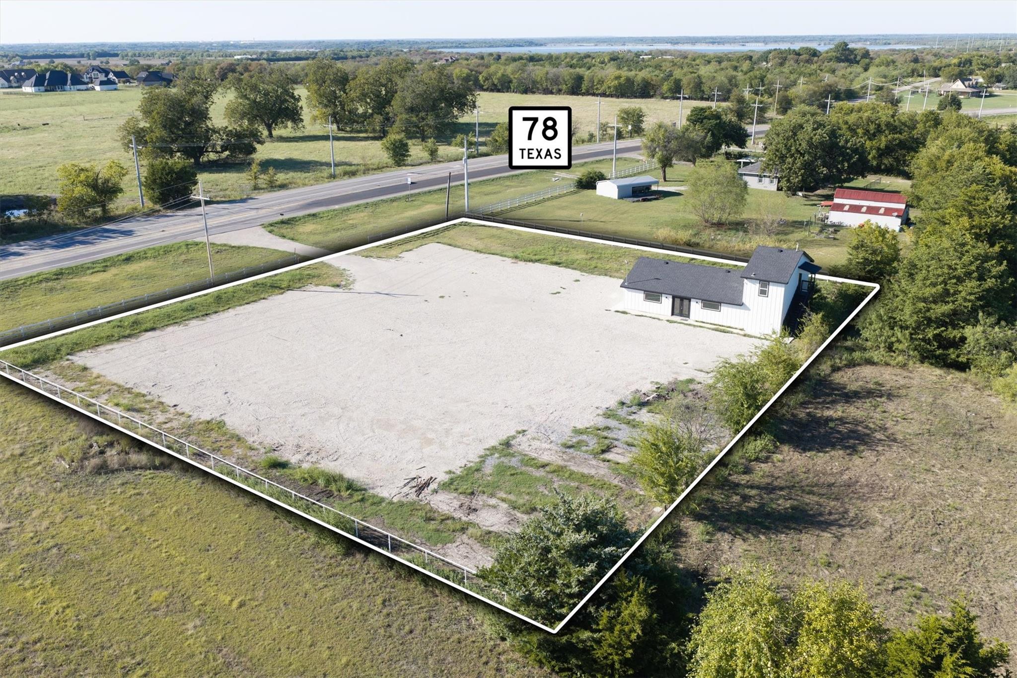 main property photo 21