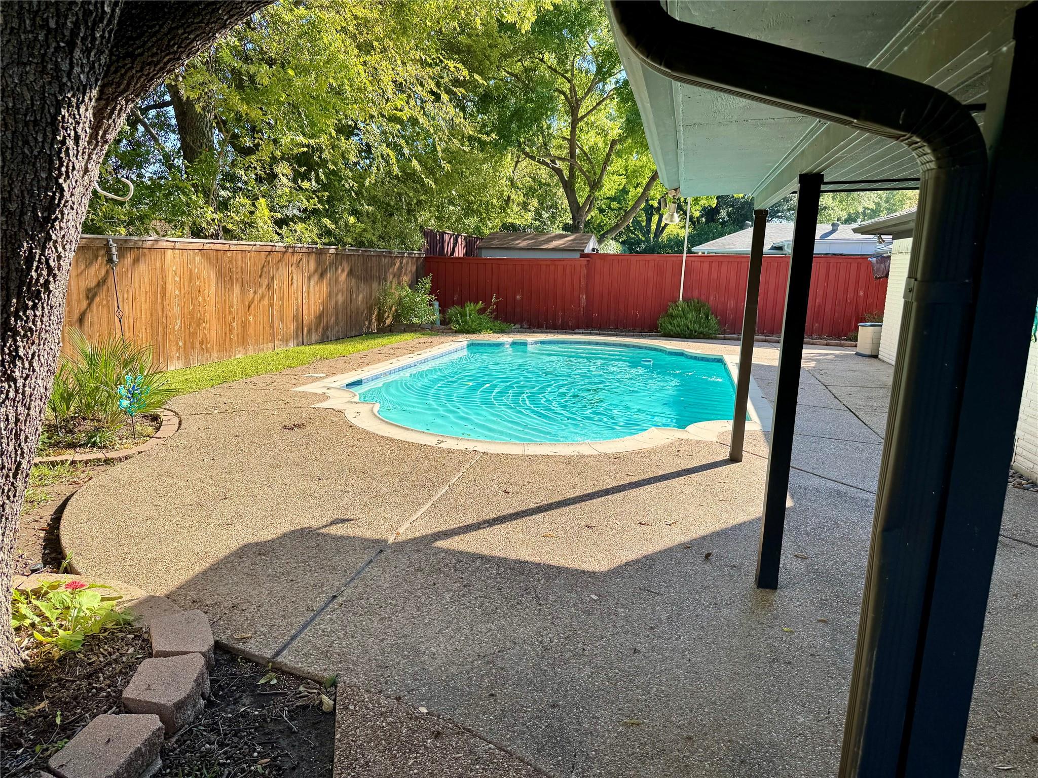 main property photo 22