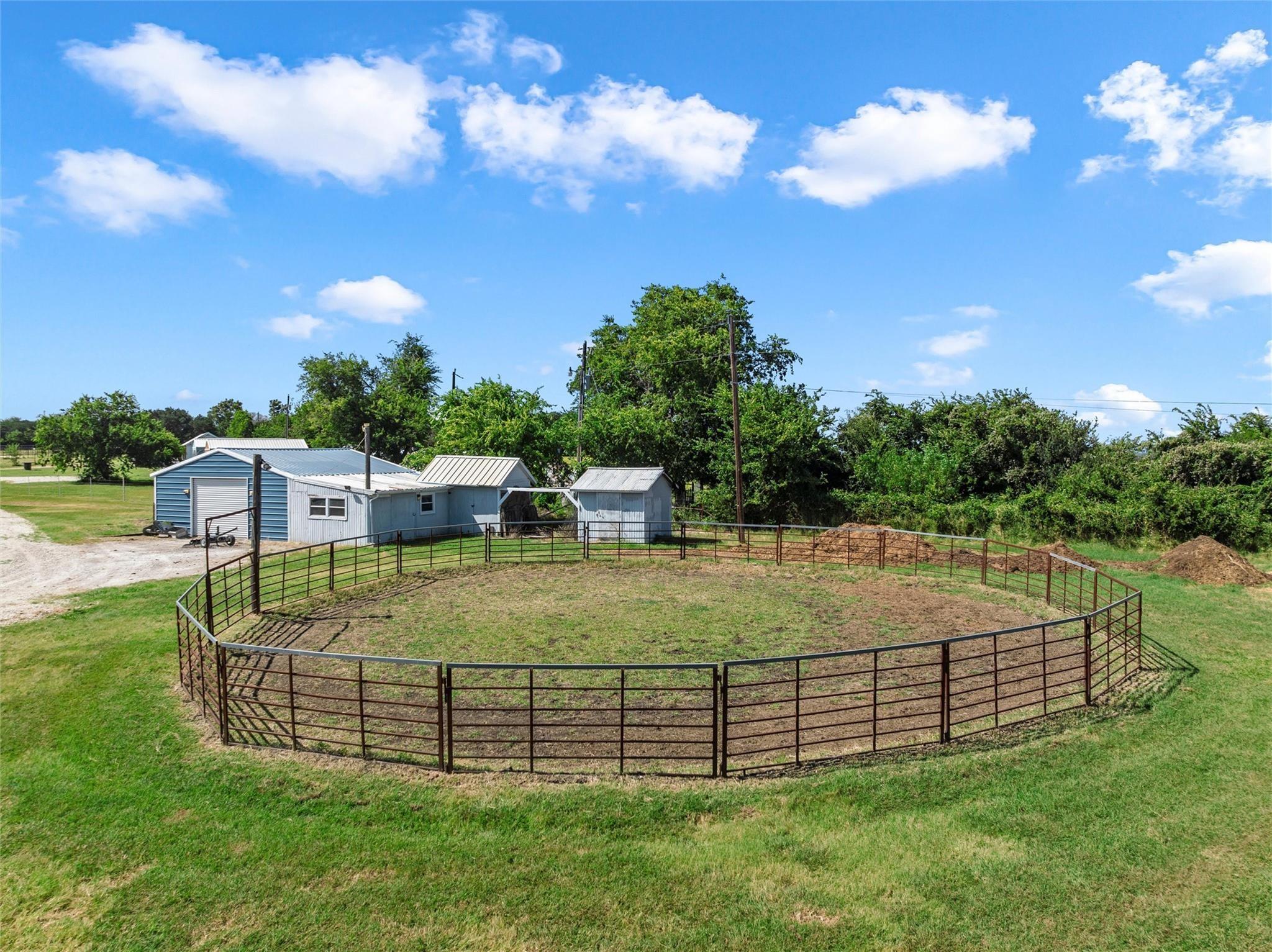 main property photo 36