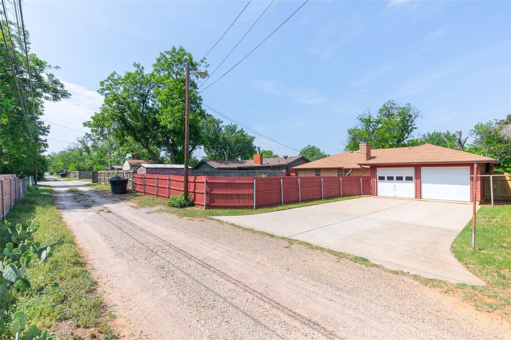 main property photo 38