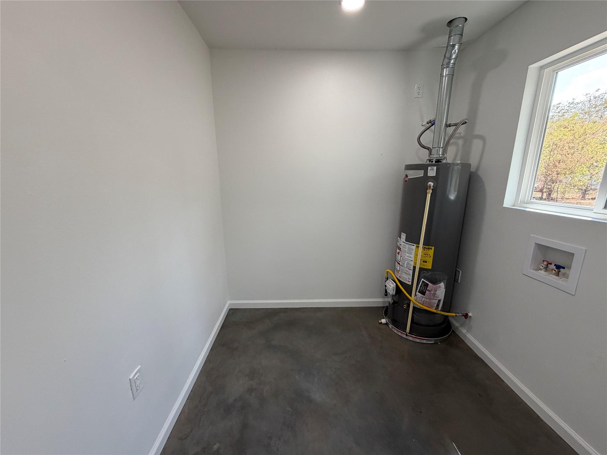 main property photo 16