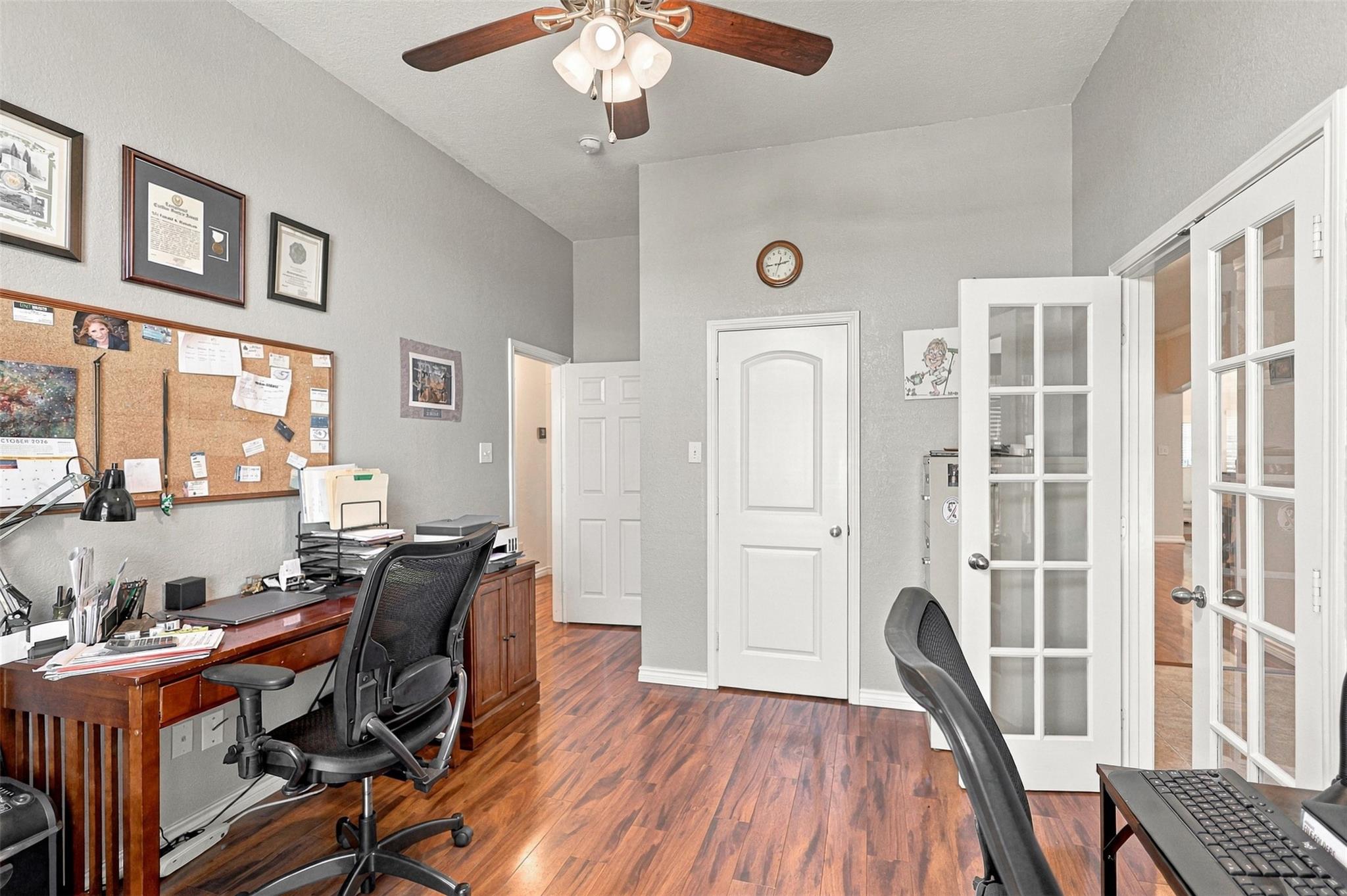 main property photo 19