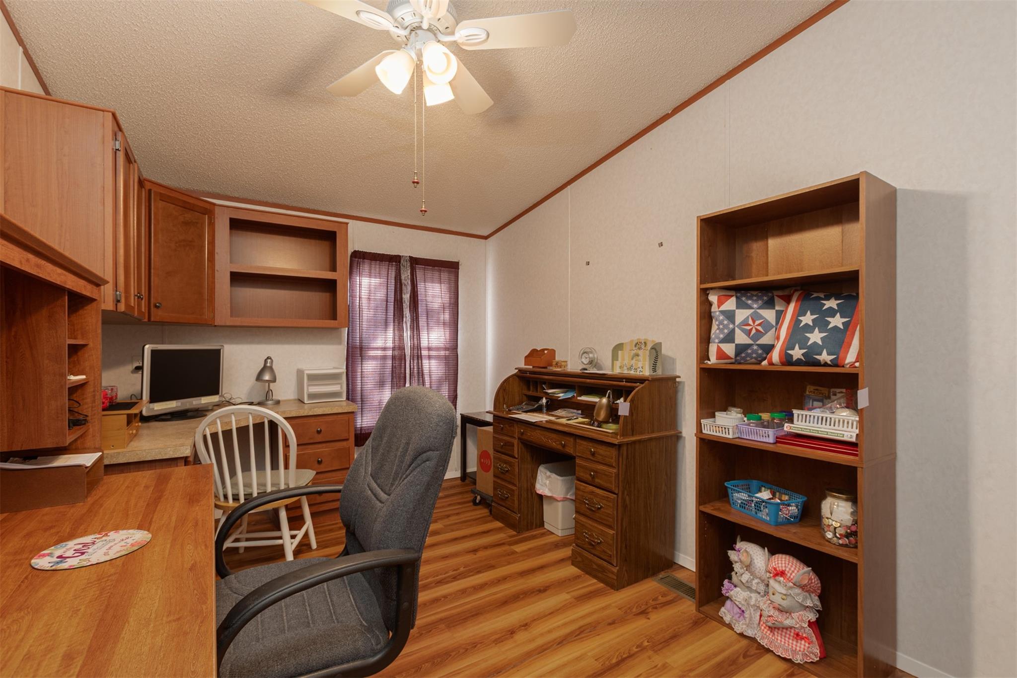 main property photo 19
