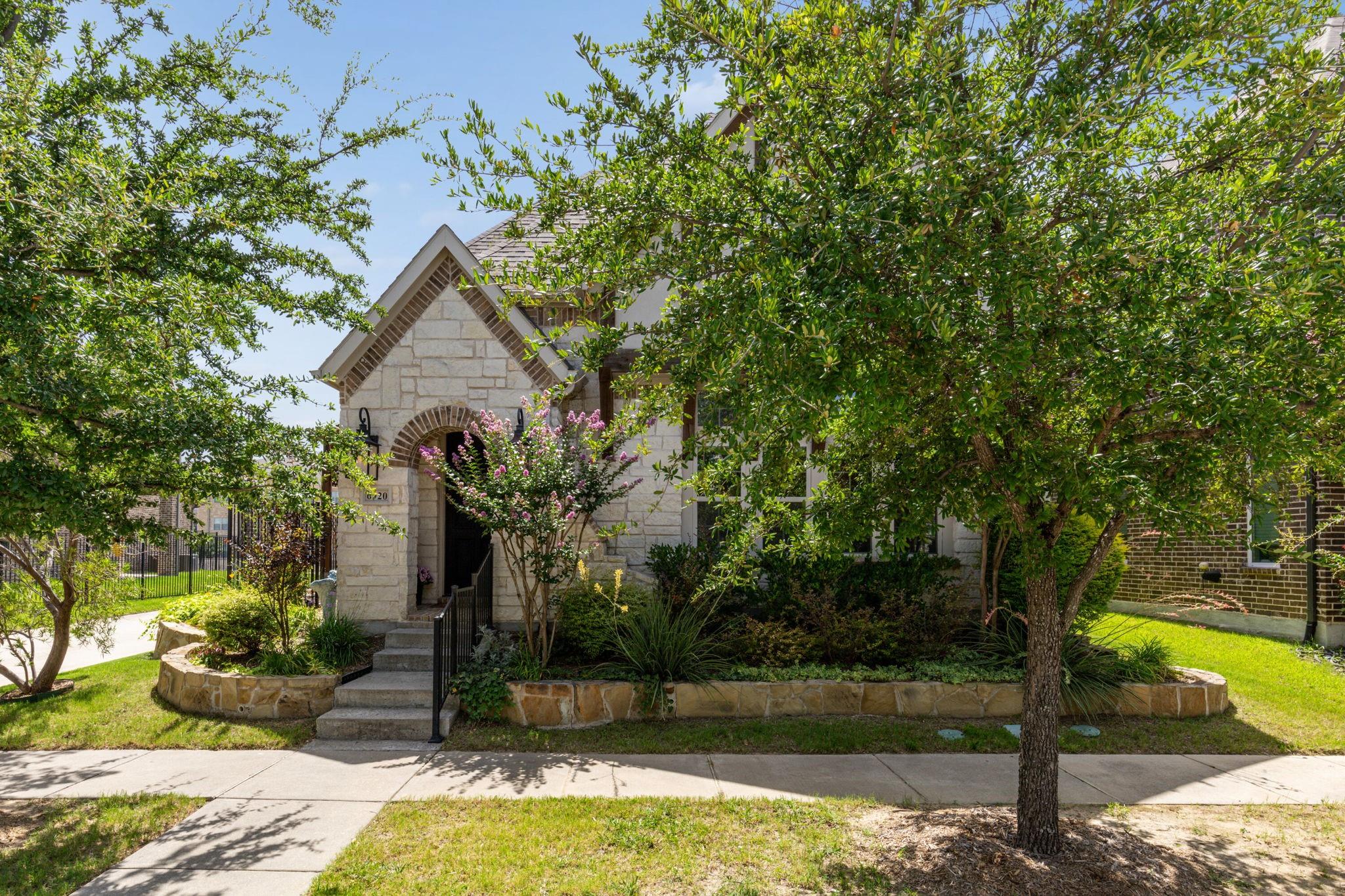main property photo 34