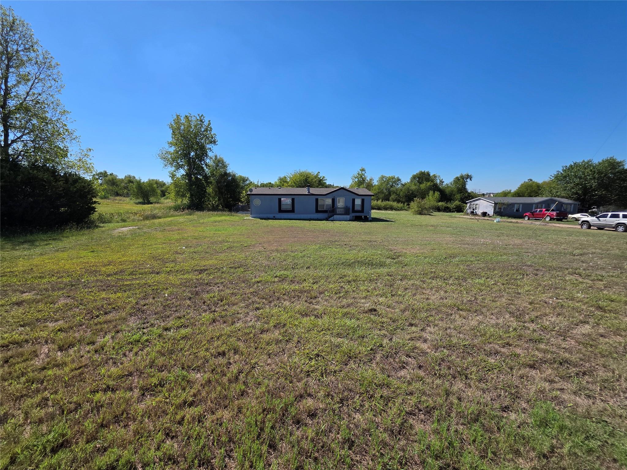 main property photo 3
