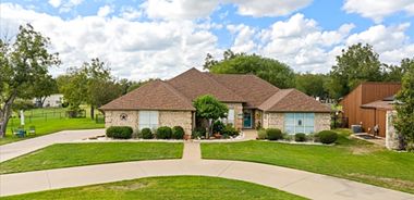 image of property with 3 Bed | 2 Bath | 2,457 Sqft