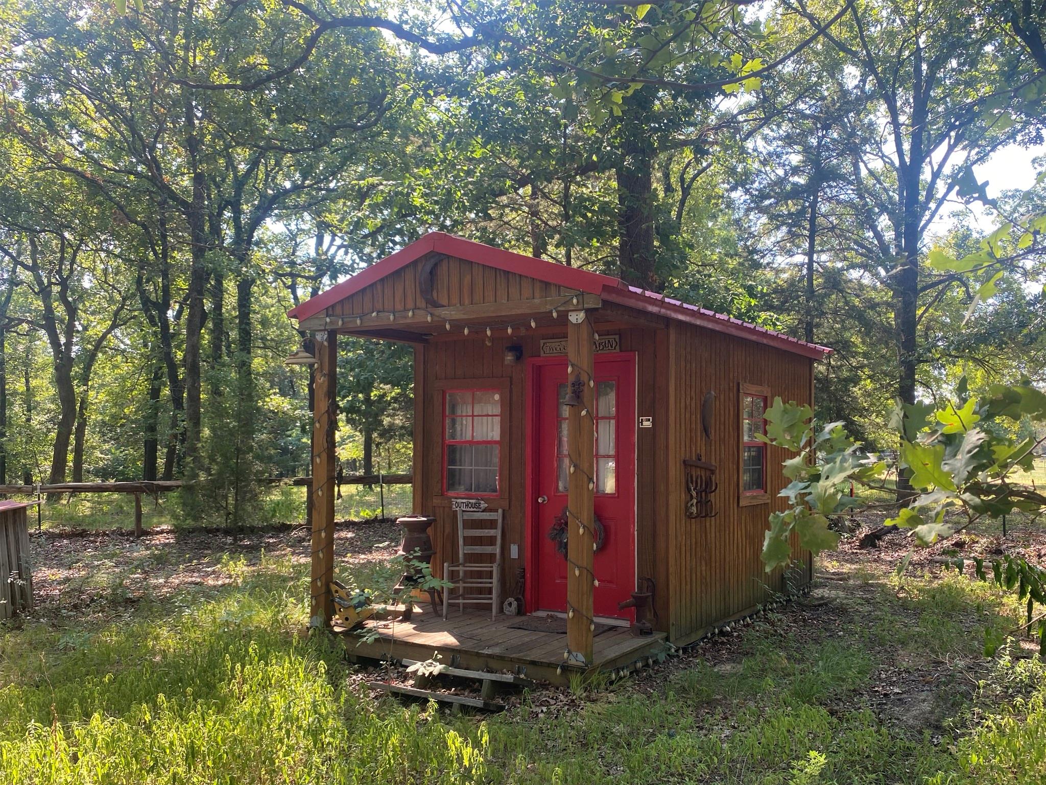 main property photo 30