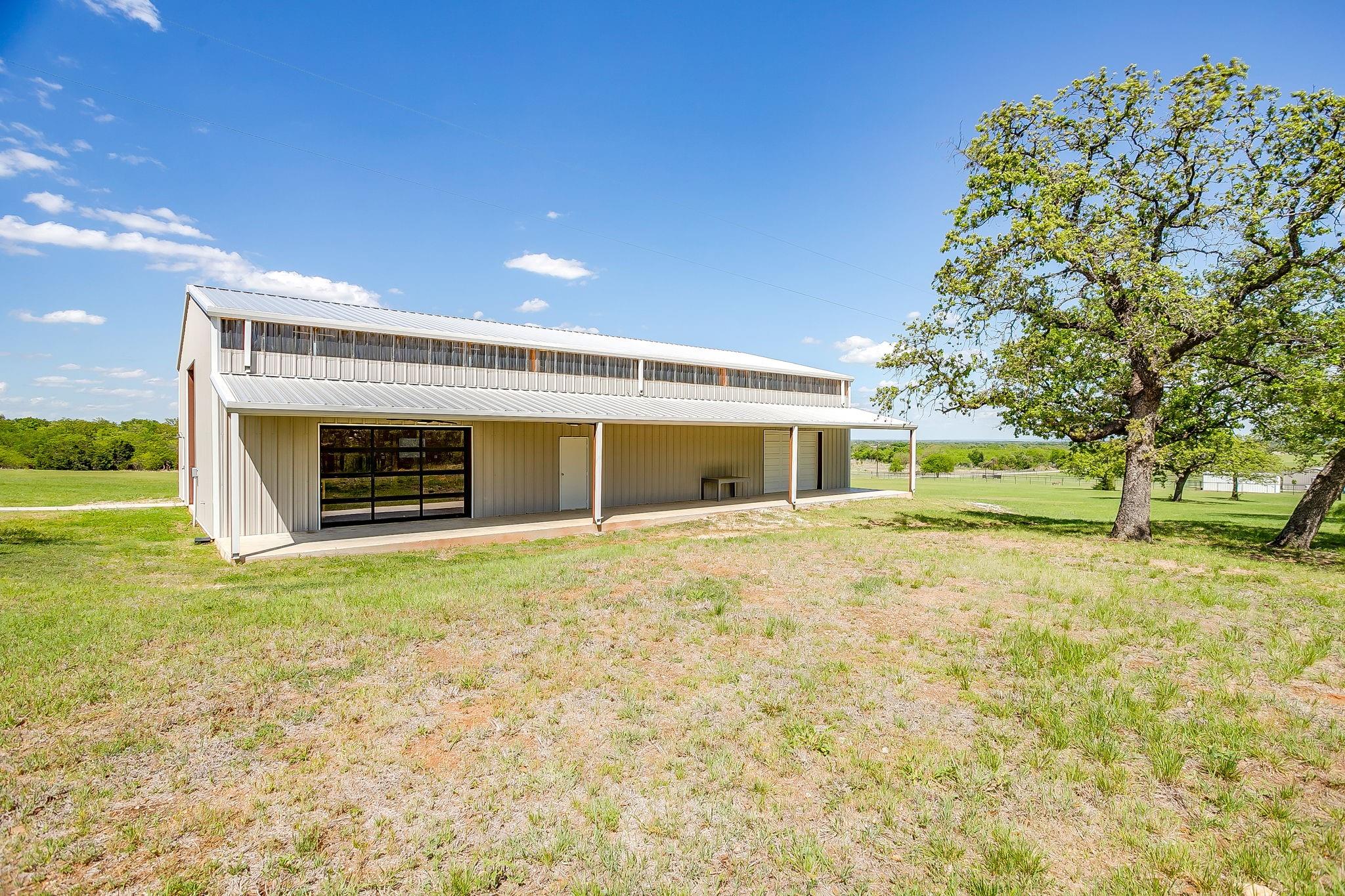 main property photo 29