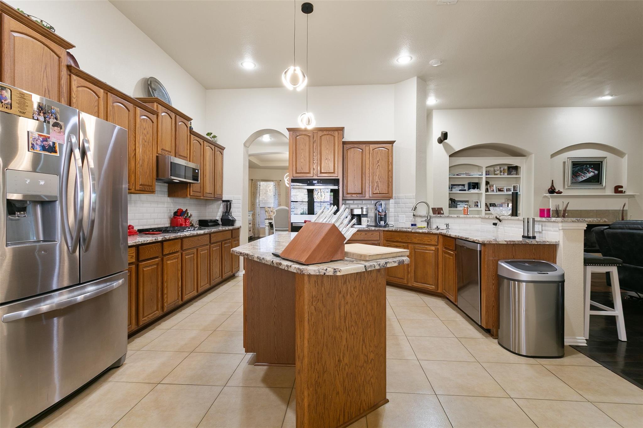 main property photo 7