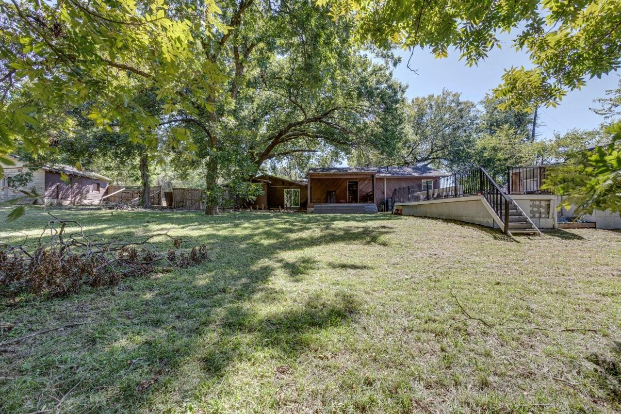 main property photo 37