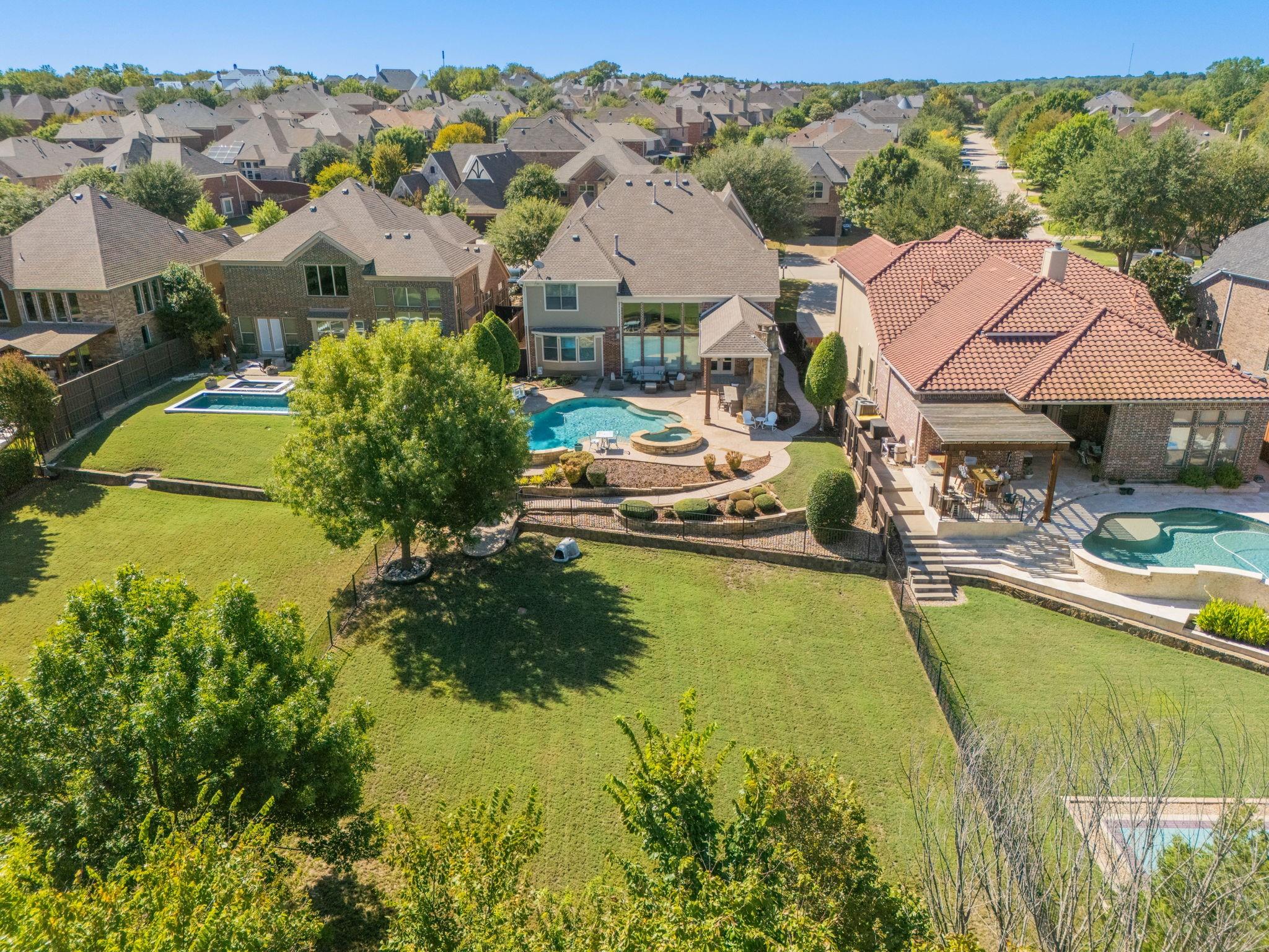 main property photo 35