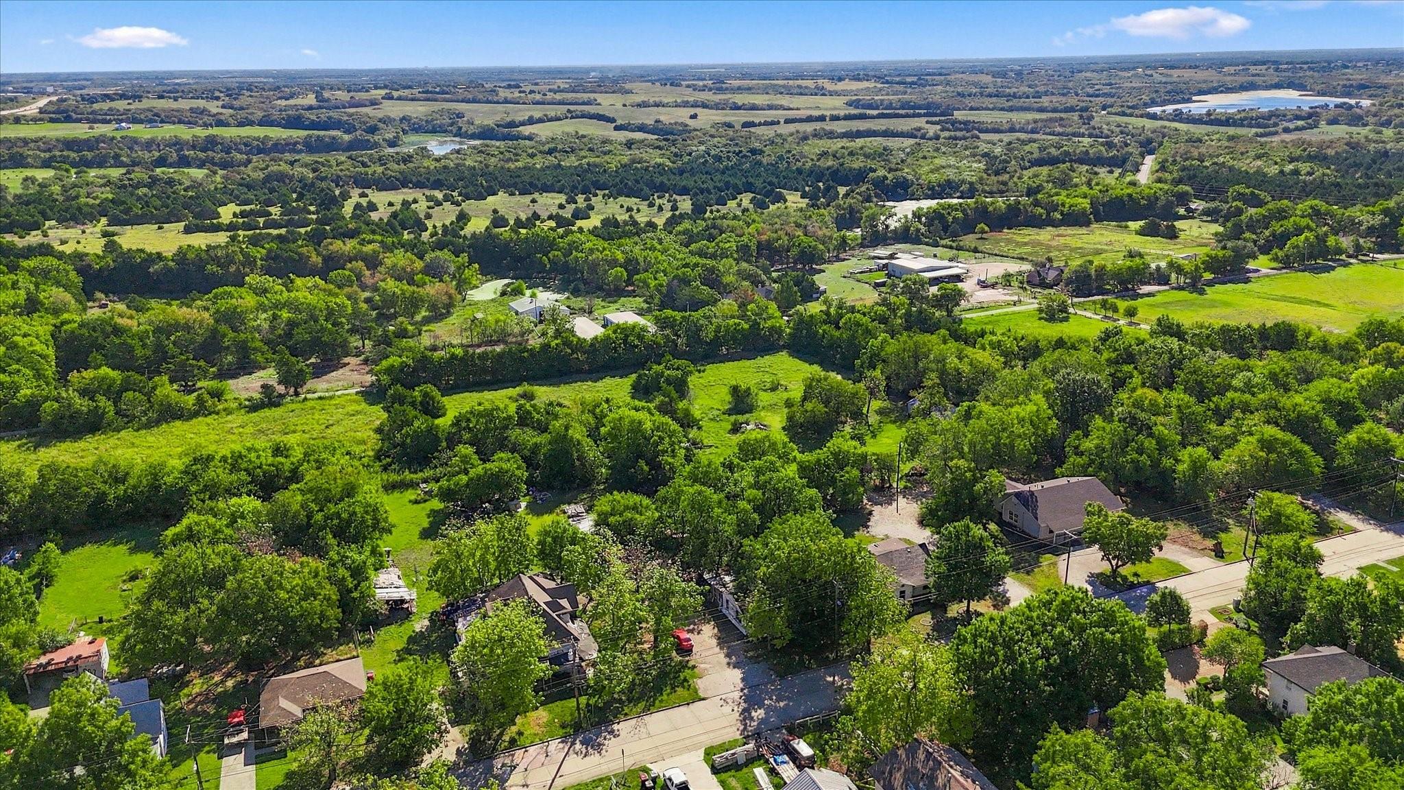 main property photo 27