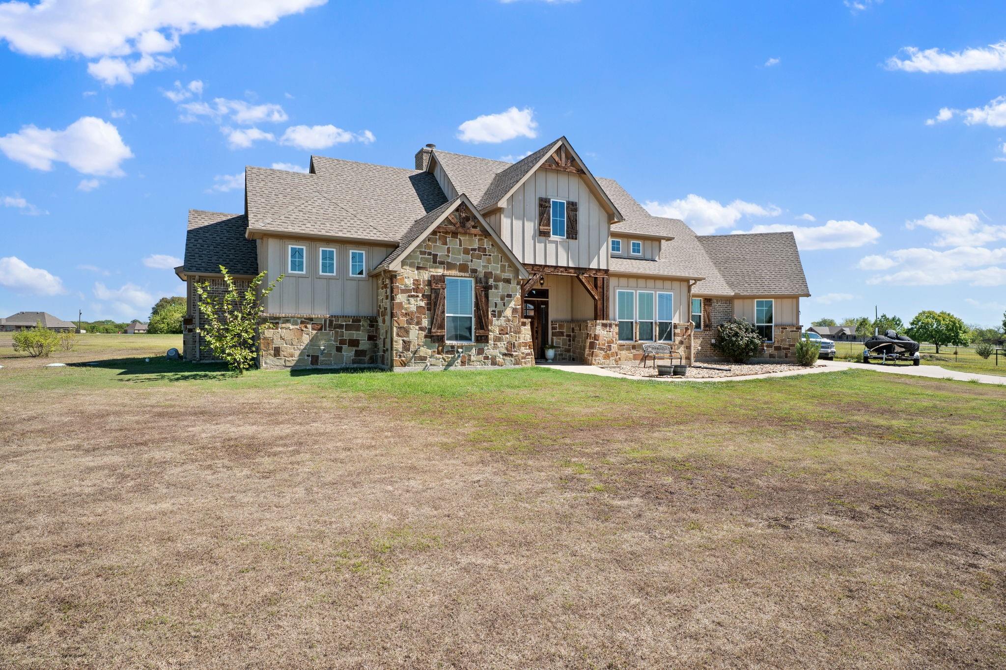 main property photo 34
