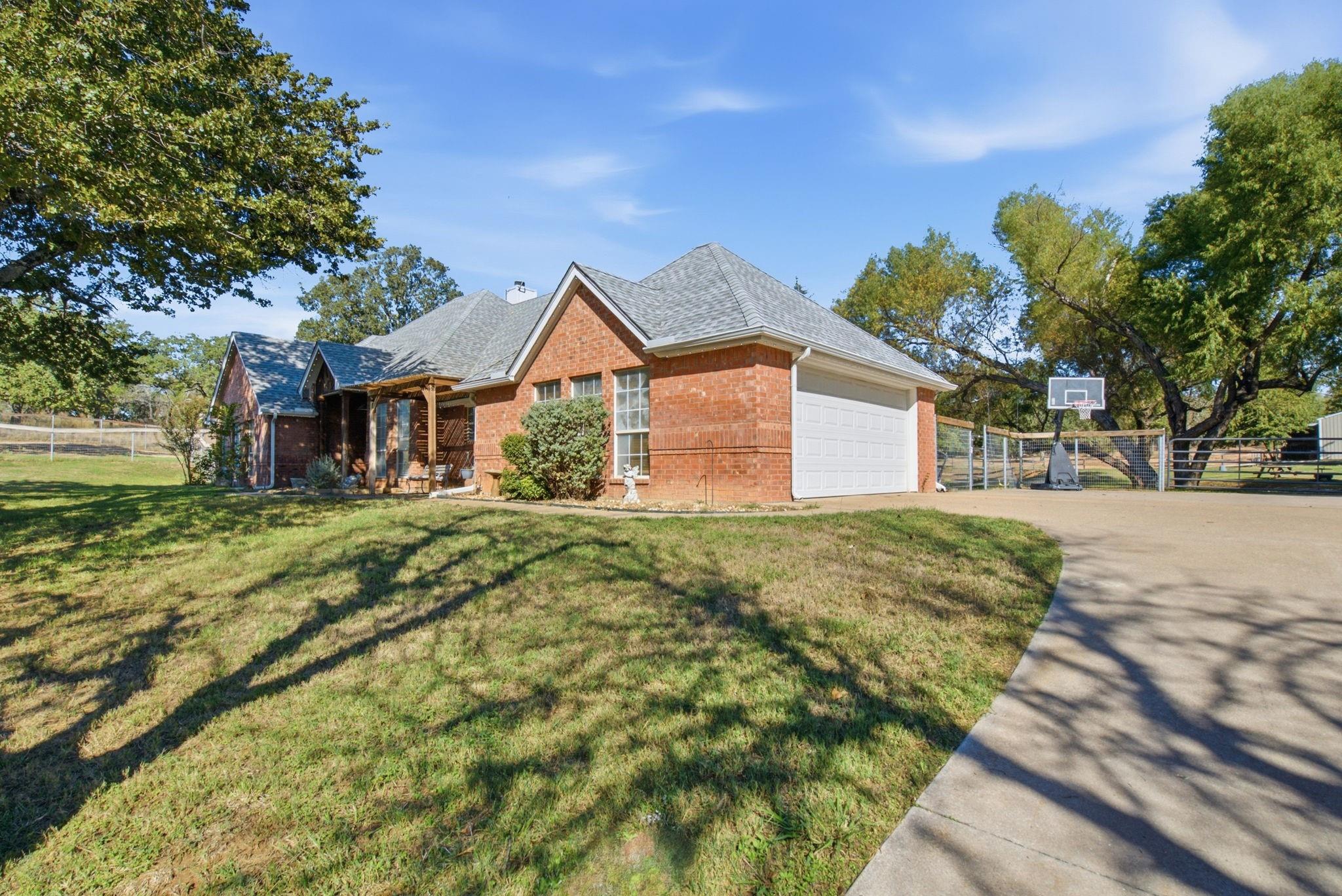main property photo 39
