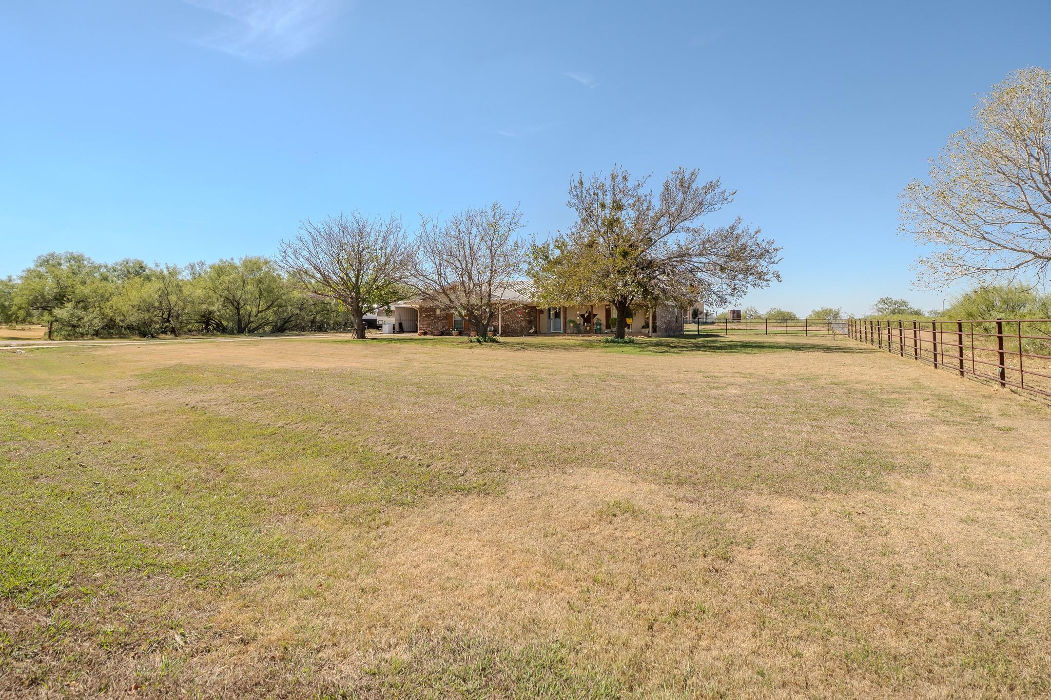 main property photo 29