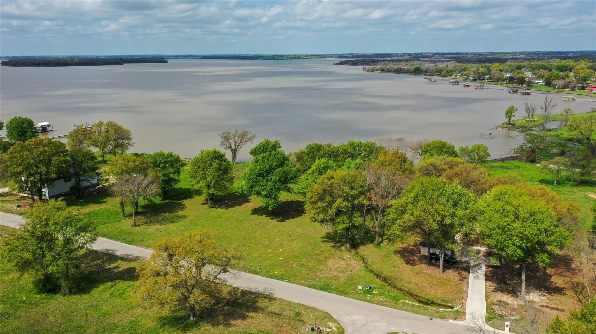main property photo 10
