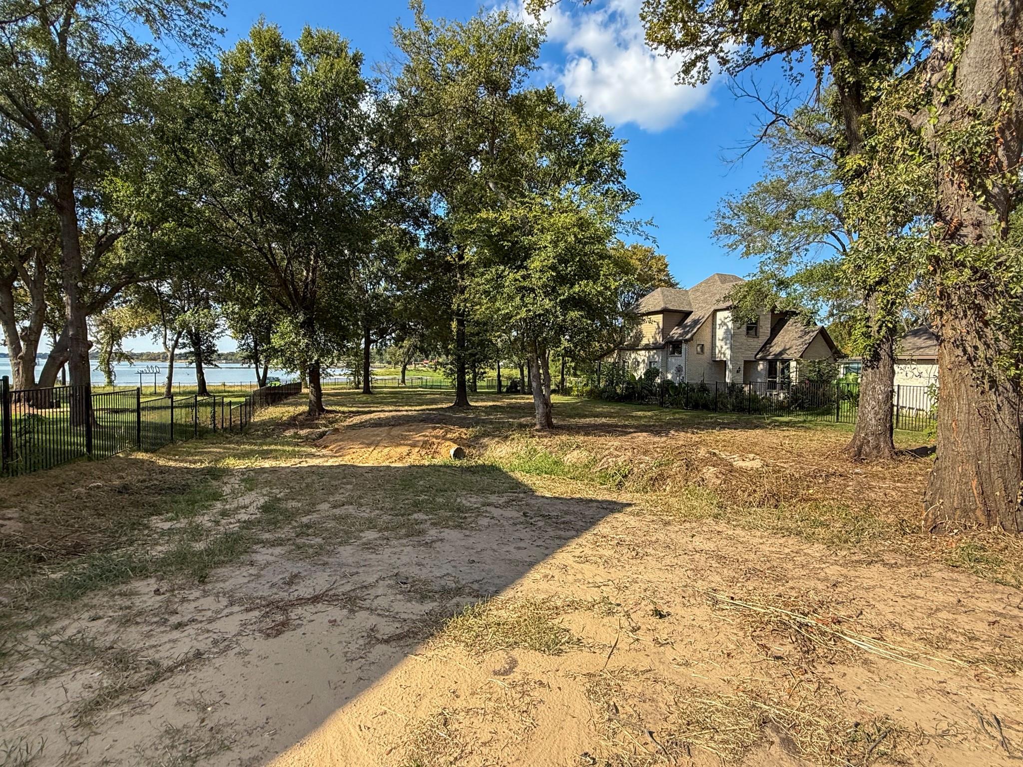 main property photo 19