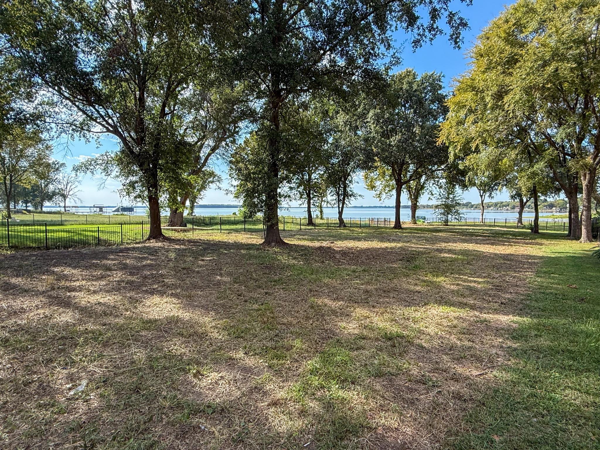 main property photo 20