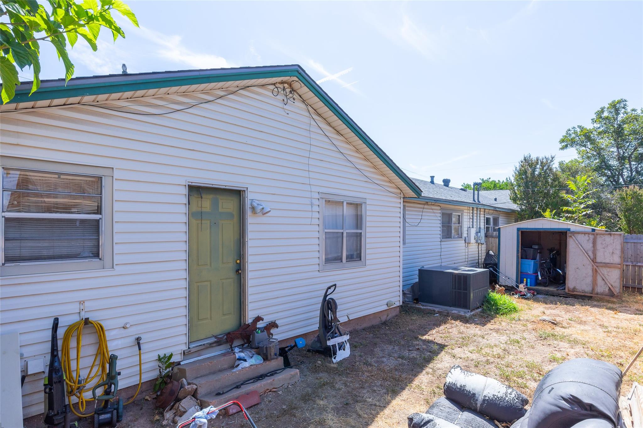 main property photo 37