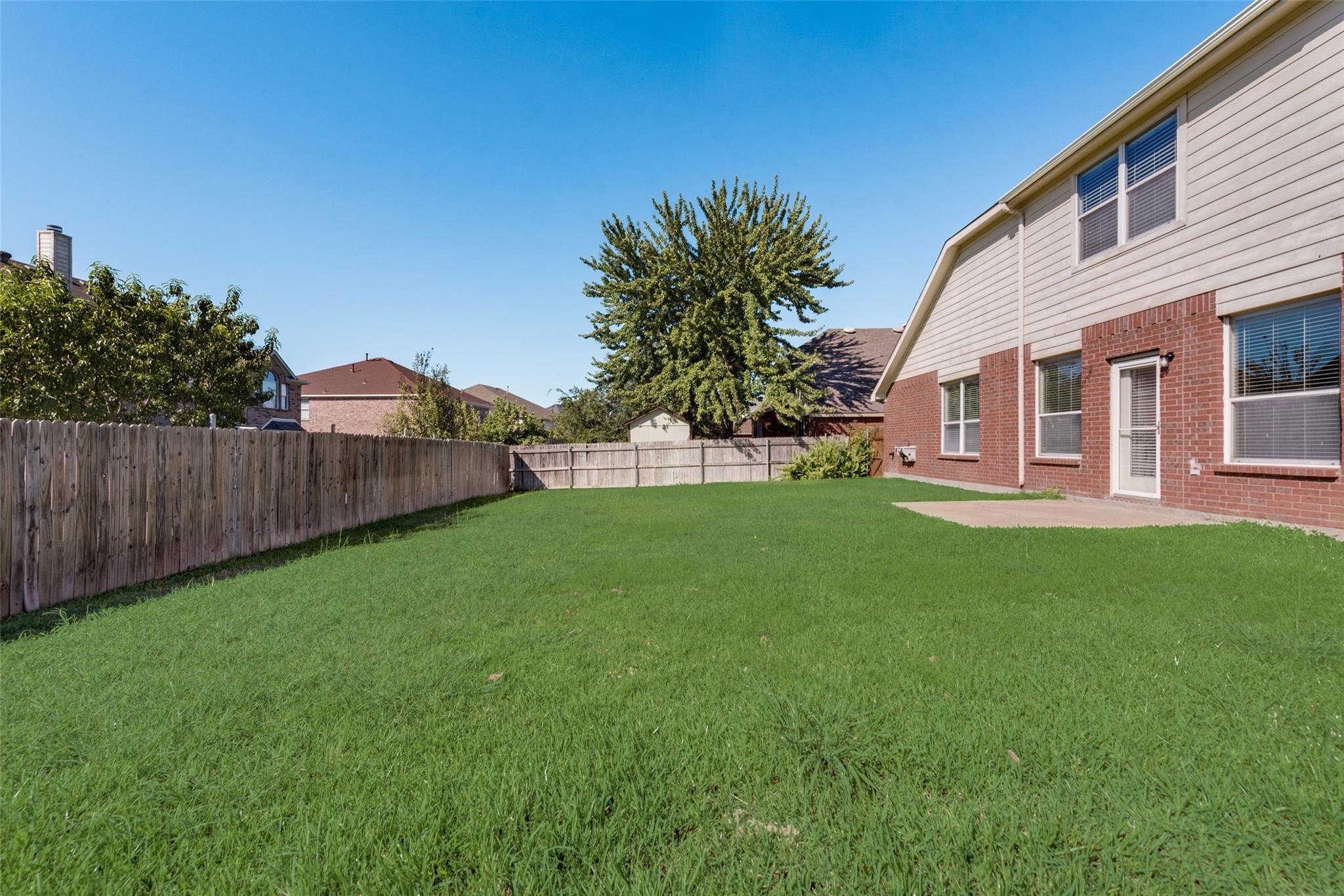 main property photo 25