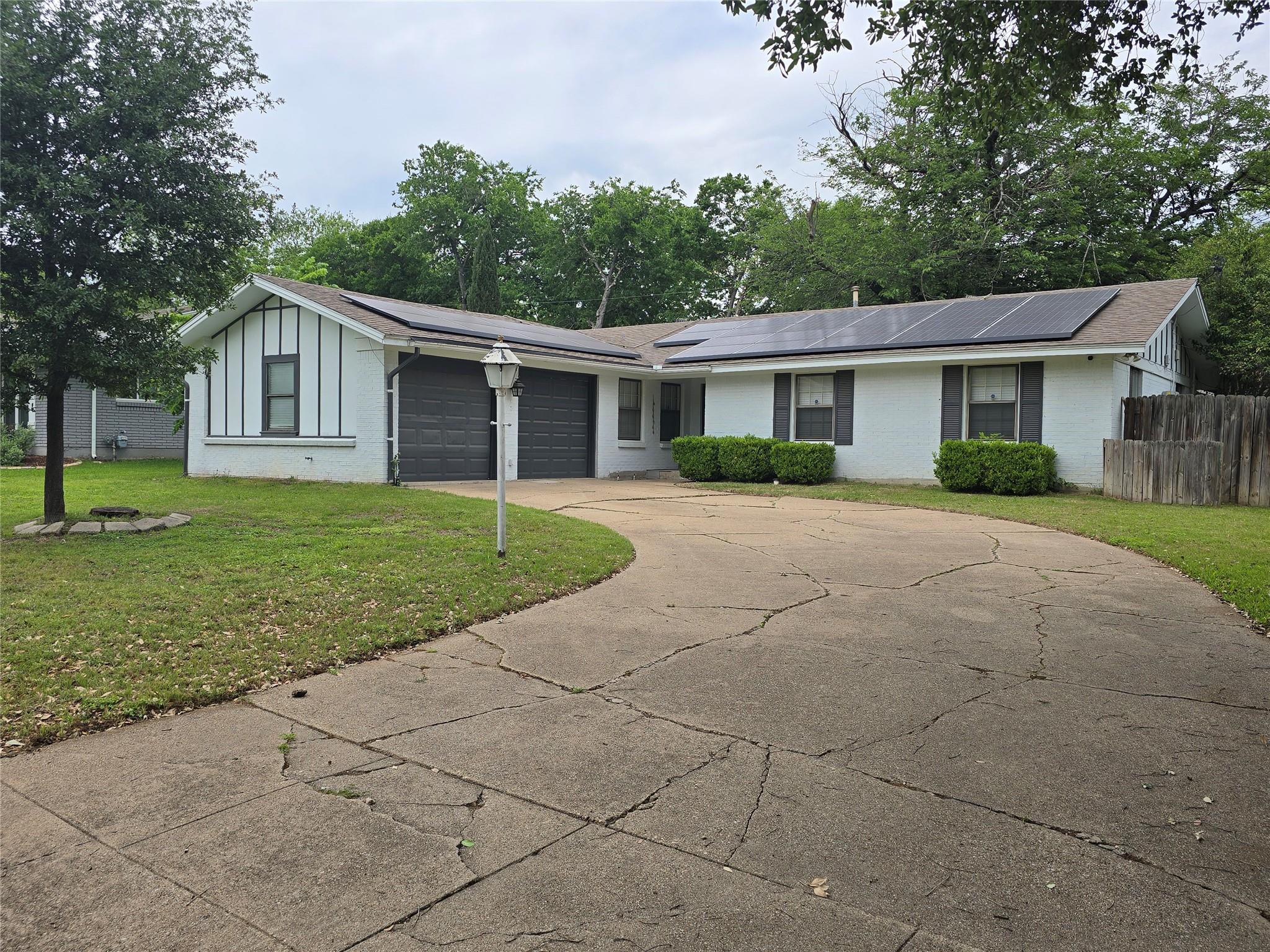 main property photo 0