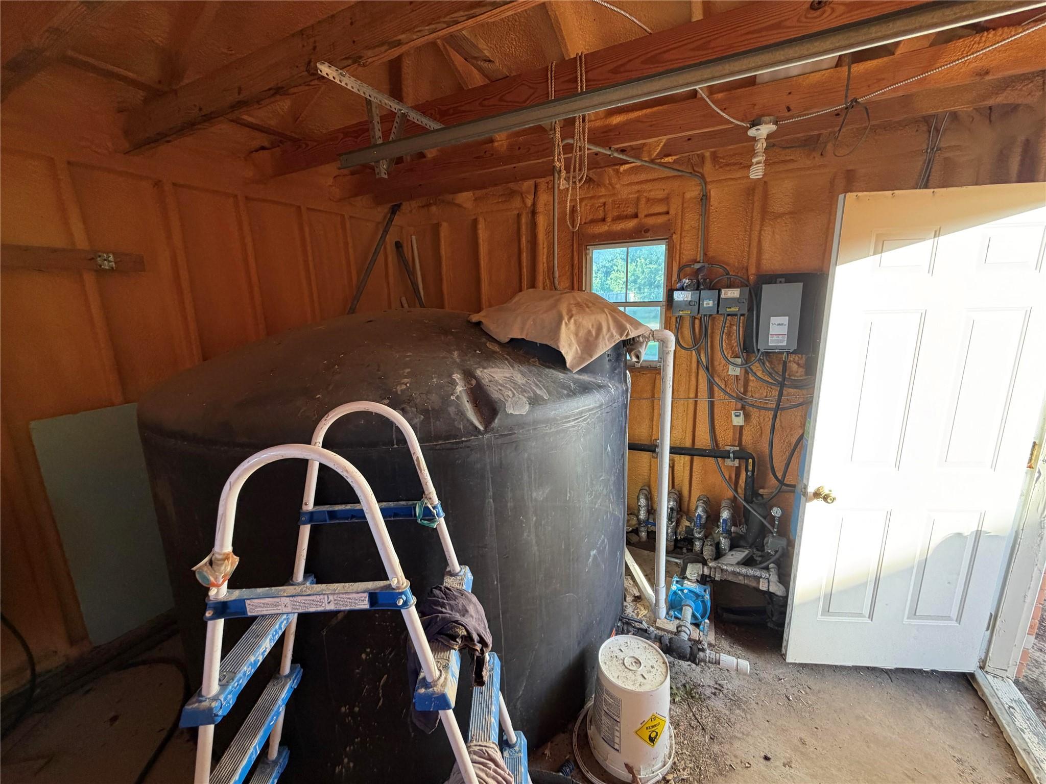 main property photo 34