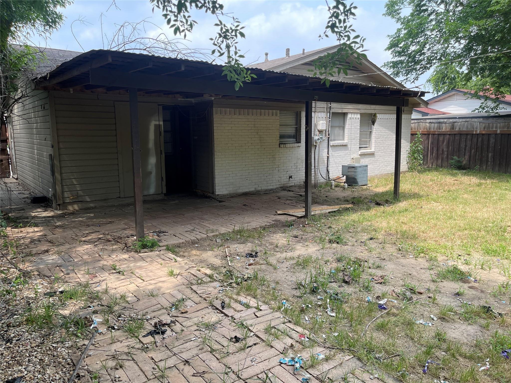 main property photo 10