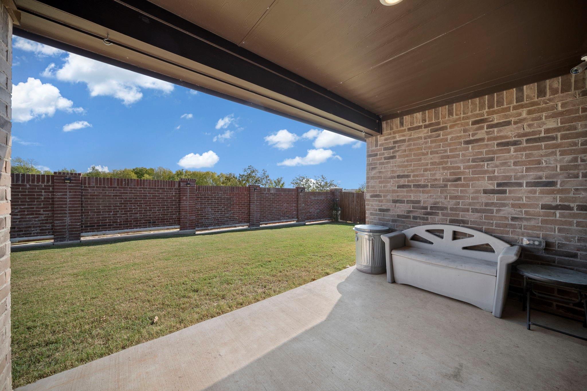 main property photo 22