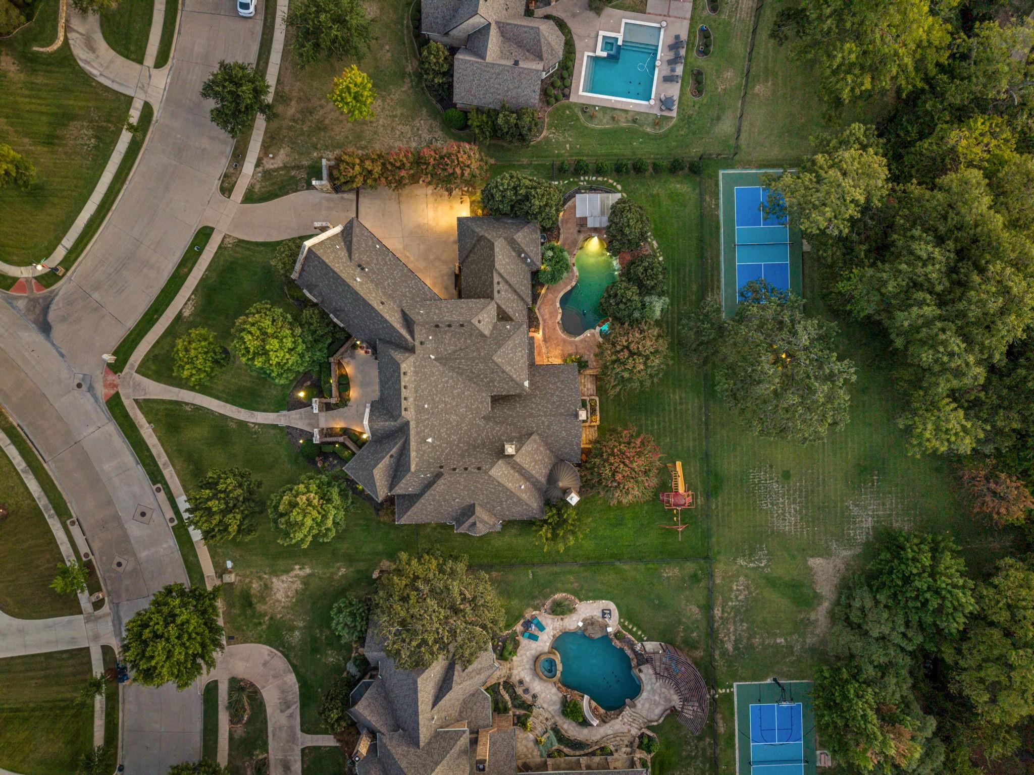 main property photo 38