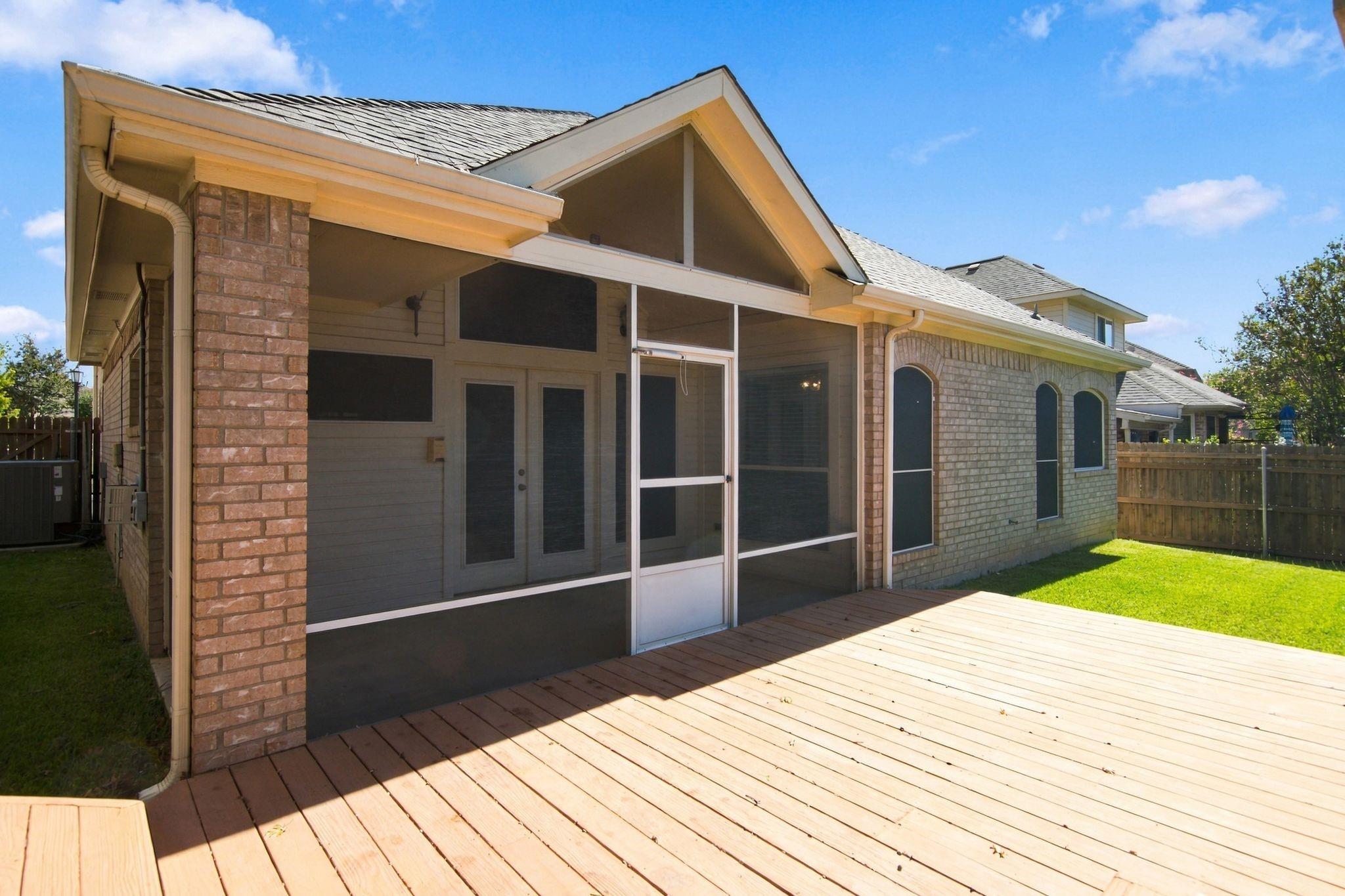 main property photo 32