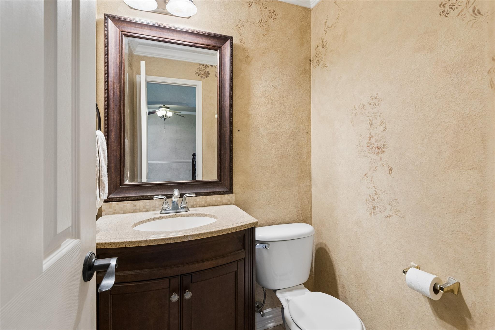 main property photo 5