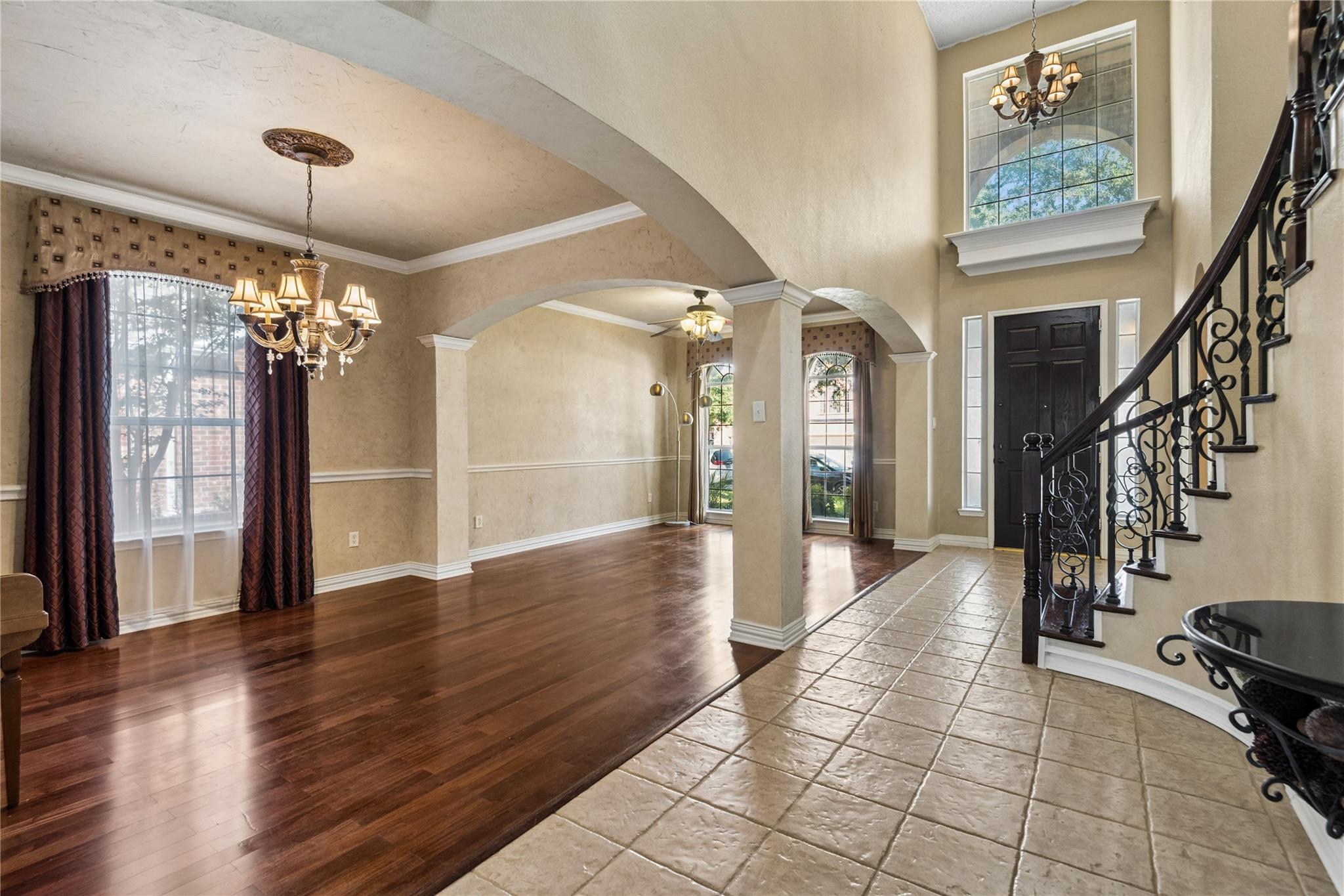 main property photo 9