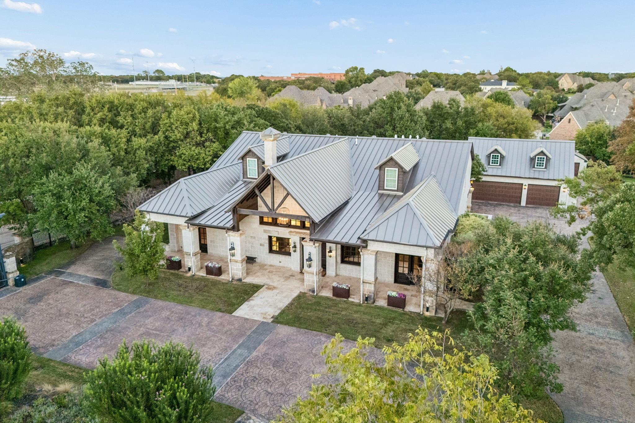 main property photo 37