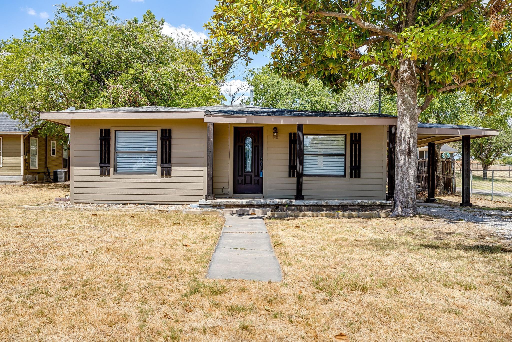 main property photo 15