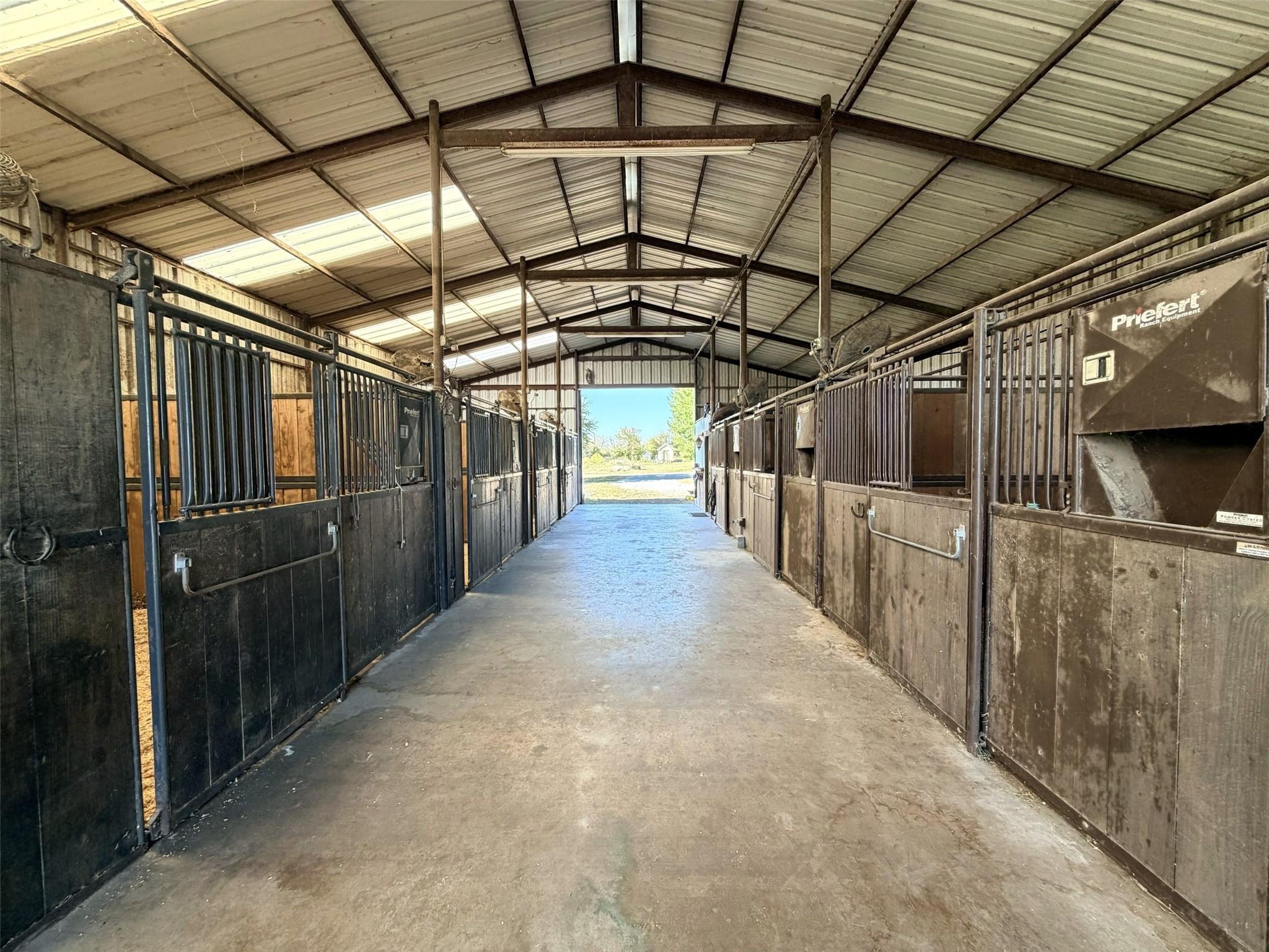 main property photo 19