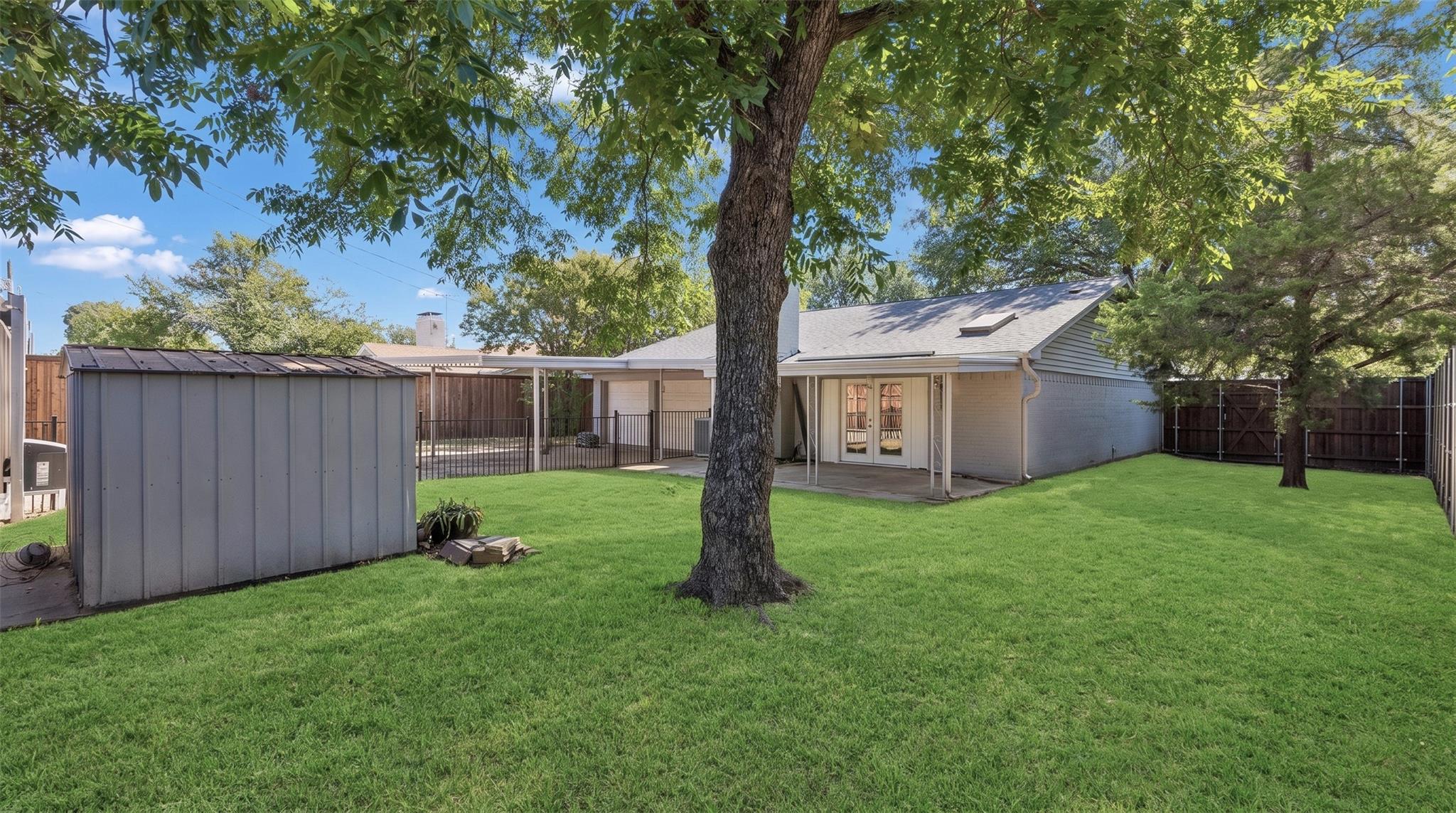 main property photo 22
