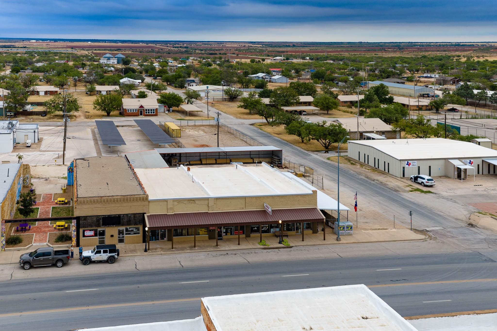 main property photo 4