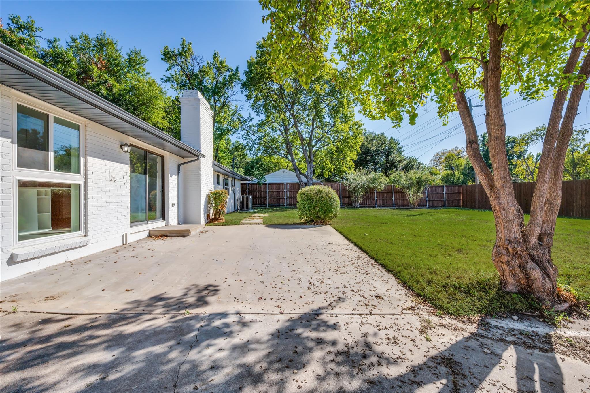 main property photo 21