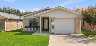 image of property with 2 Bed | 2 Bath | 1,391 Sqft