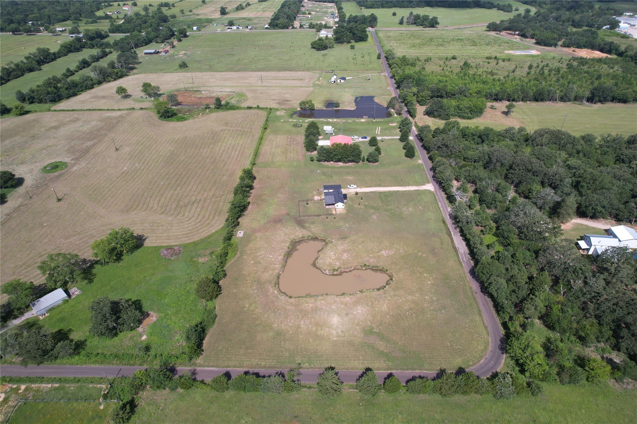 main property photo 26