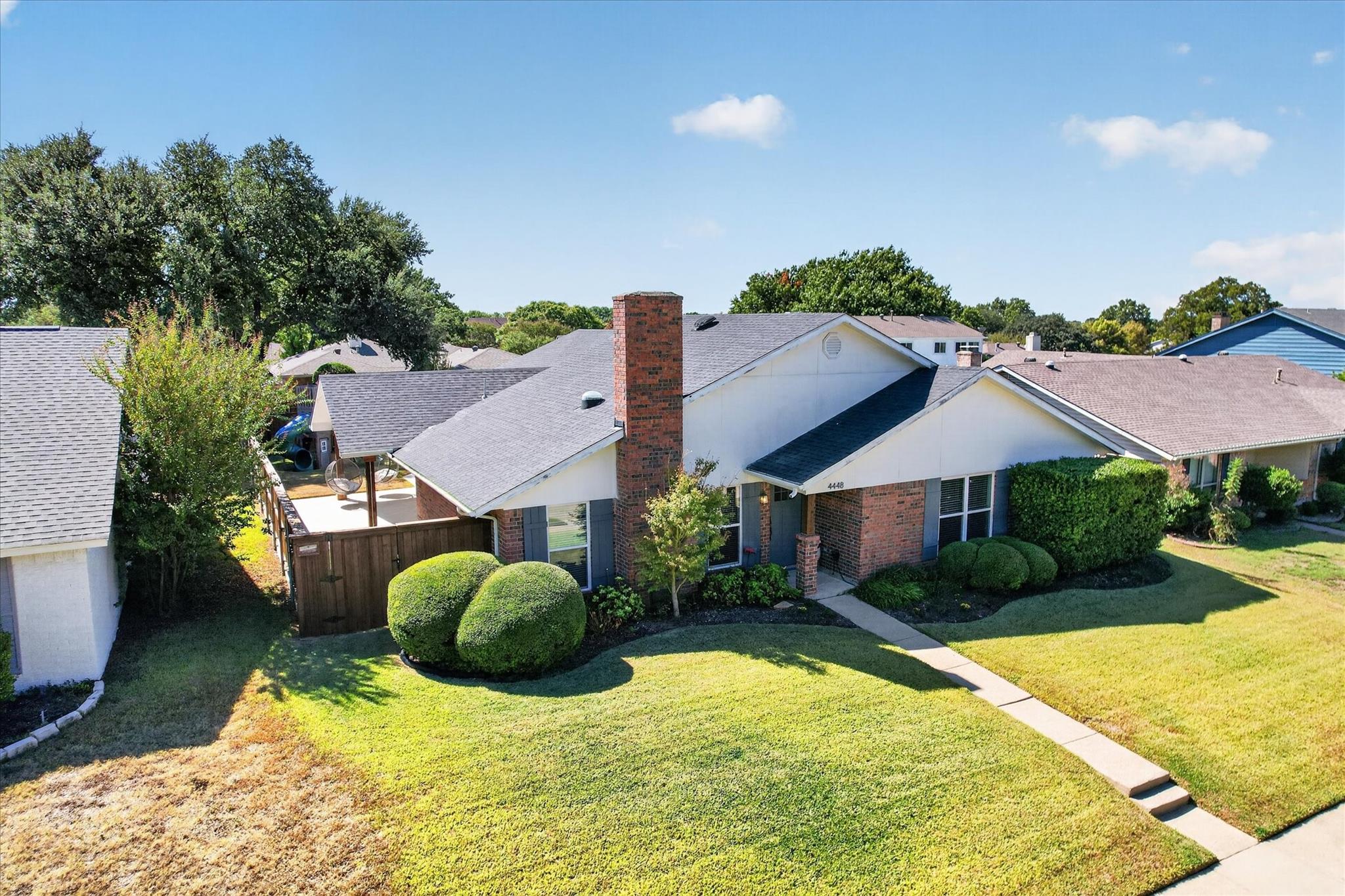 main property photo 25