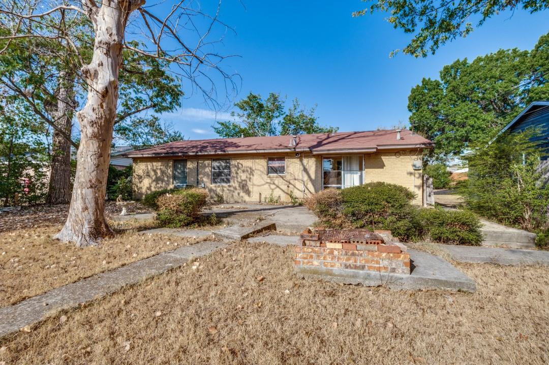 main property photo 19