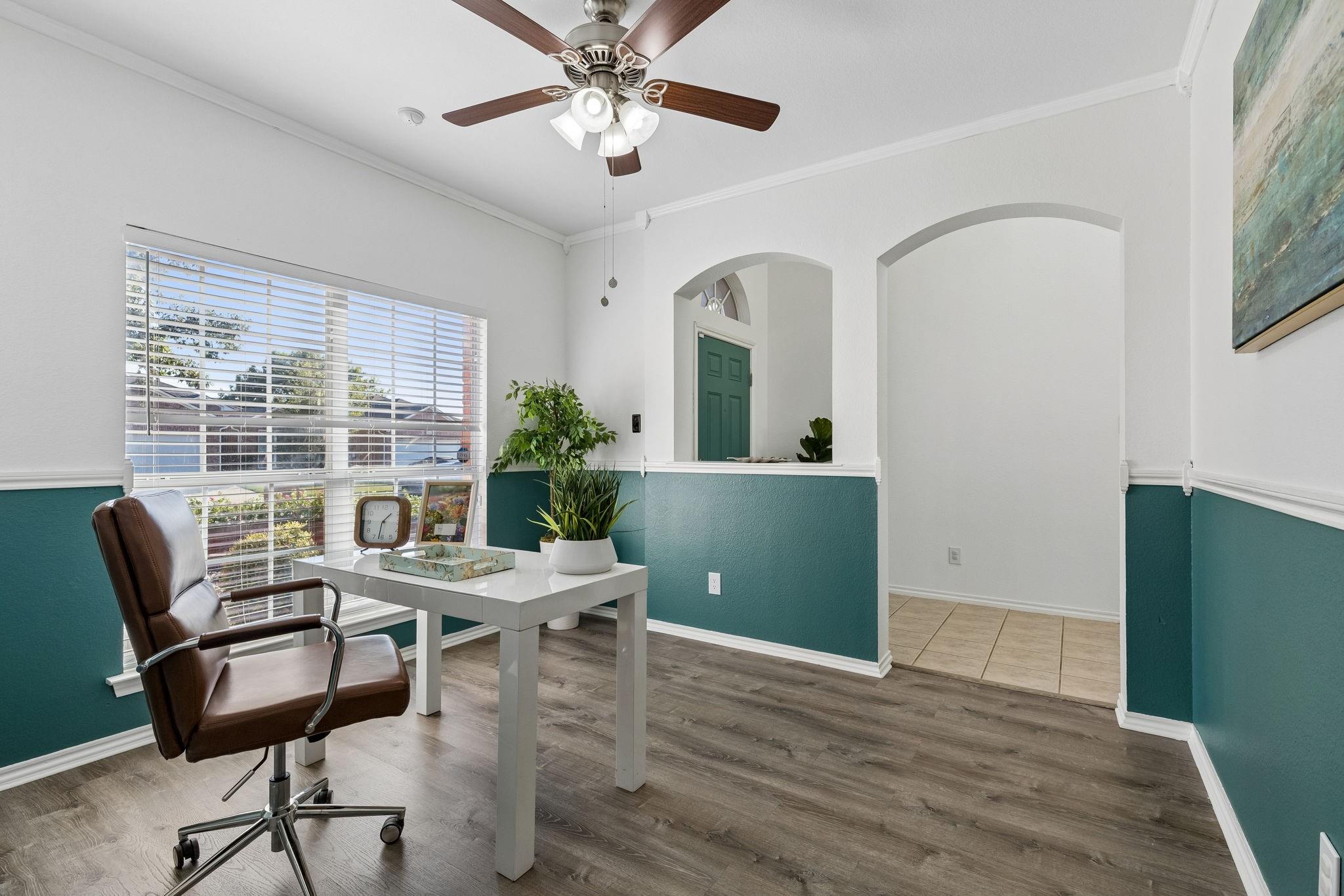main property photo 12